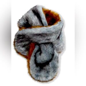 Heurueh reversible Faux Fur Scarf in Gray/Brown. NWT